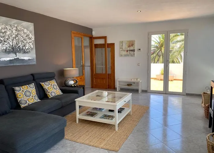 Carolina By Gmhouse Menorca * Cala'N Bosch (Menorca)