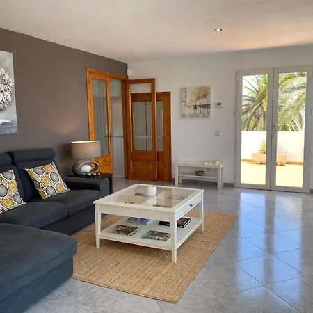 Carolina By Gmhouse Menorca * Cala'N Bosch (Menorca)